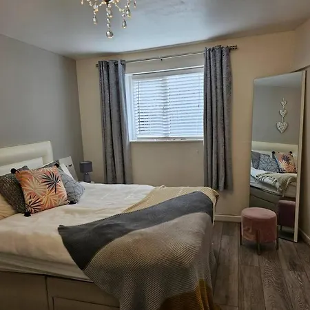 Albert With Free Gym Apartment *
